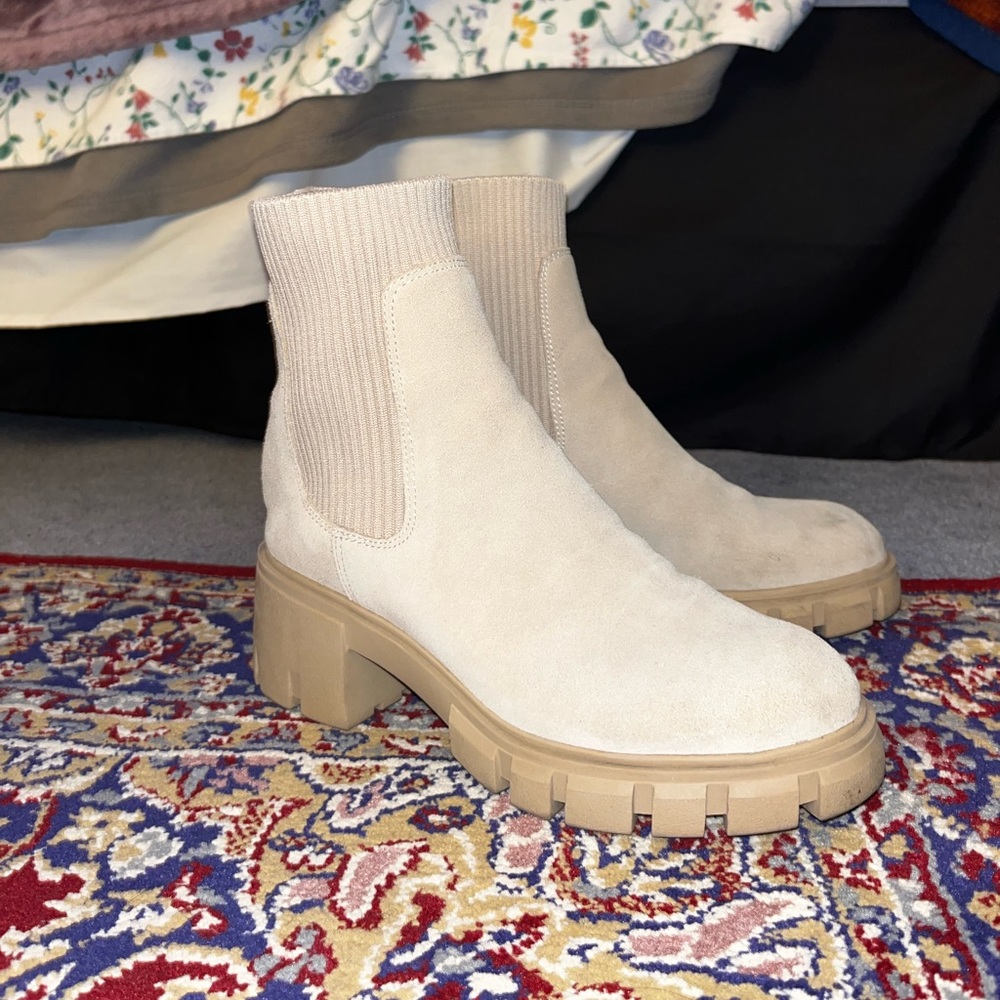 Steve Madden Hayle Sock Boots Suede